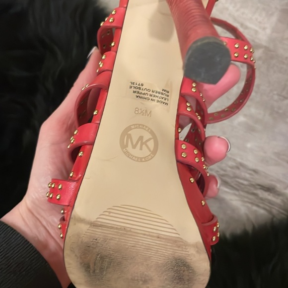 Micheal Michael Kors Red platform heels gold beads - Picture 6 of 7